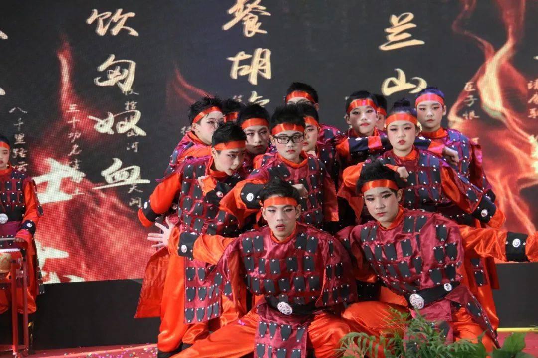 探索知识星球平台,尽享塑料板上油性笔迹怎样除去?之乐